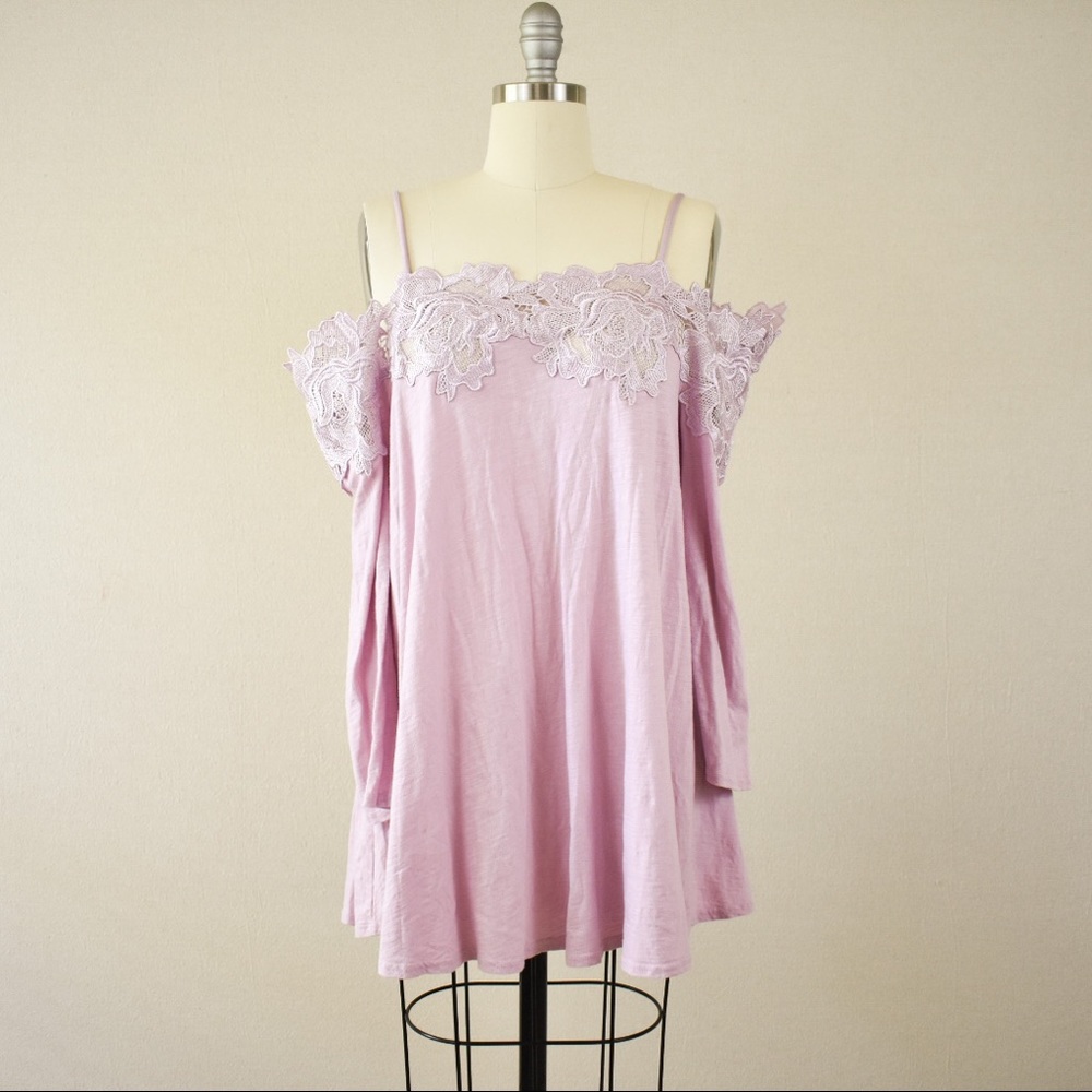 Anthro Meadow Rue Lavender Floral Lace Tunic